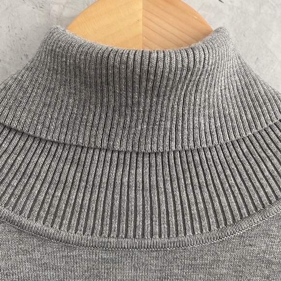 NWT DKNY Sequin Pocket Grey Turtleneck Sweater, Size XL - Picture 4 of 8